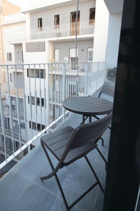 Chiaia Arcoleo House - Sofia Apartment Naples Luaran gambar