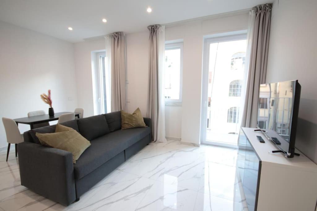 Chiaia Arcoleo House - Sofia Apartment Naples Luaran gambar